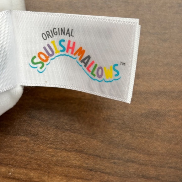 NWT SQUISHMALLOWS Sanrio Hello Kitty Plush CINNAMOROLL Clip On Key Chain Bag NEW - Picture 10 of 12